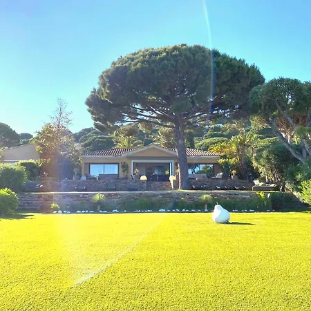 3 Bedrooms With Pool In *