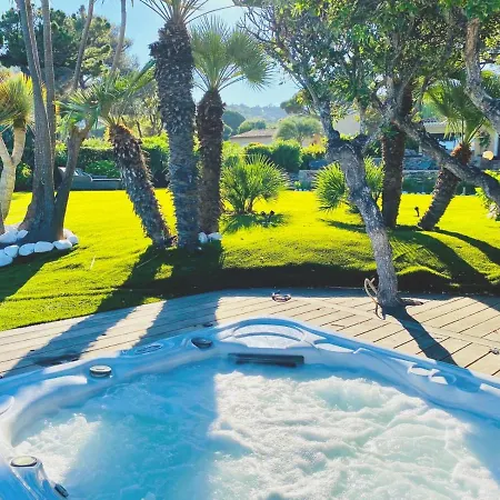 Villa 3 Bedrooms With Pool In *