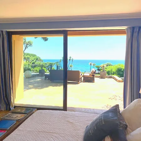 3 Bedrooms With Pool In * Ramatuelle